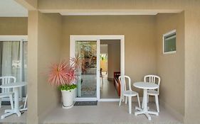 Residencial Casa Flora - Centro de Bombinhas